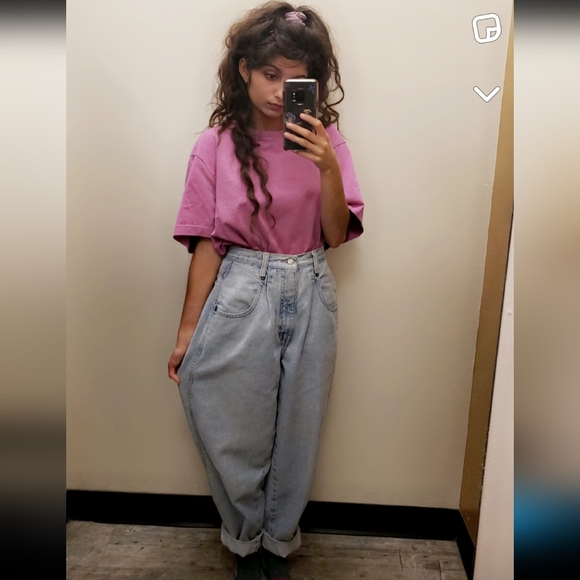 Vintage Brittania Light Wash Denim High Rise Tapered Leg Baggy "Mom" Jeans - Picture 4 of 17